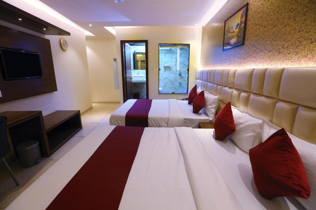 Hotel Hindustan Residency Thane Eksteriør bilde