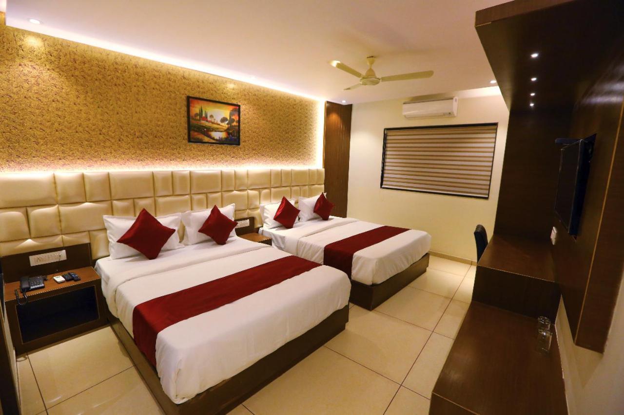 Hotel Hindustan Residency Thane Eksteriør bilde