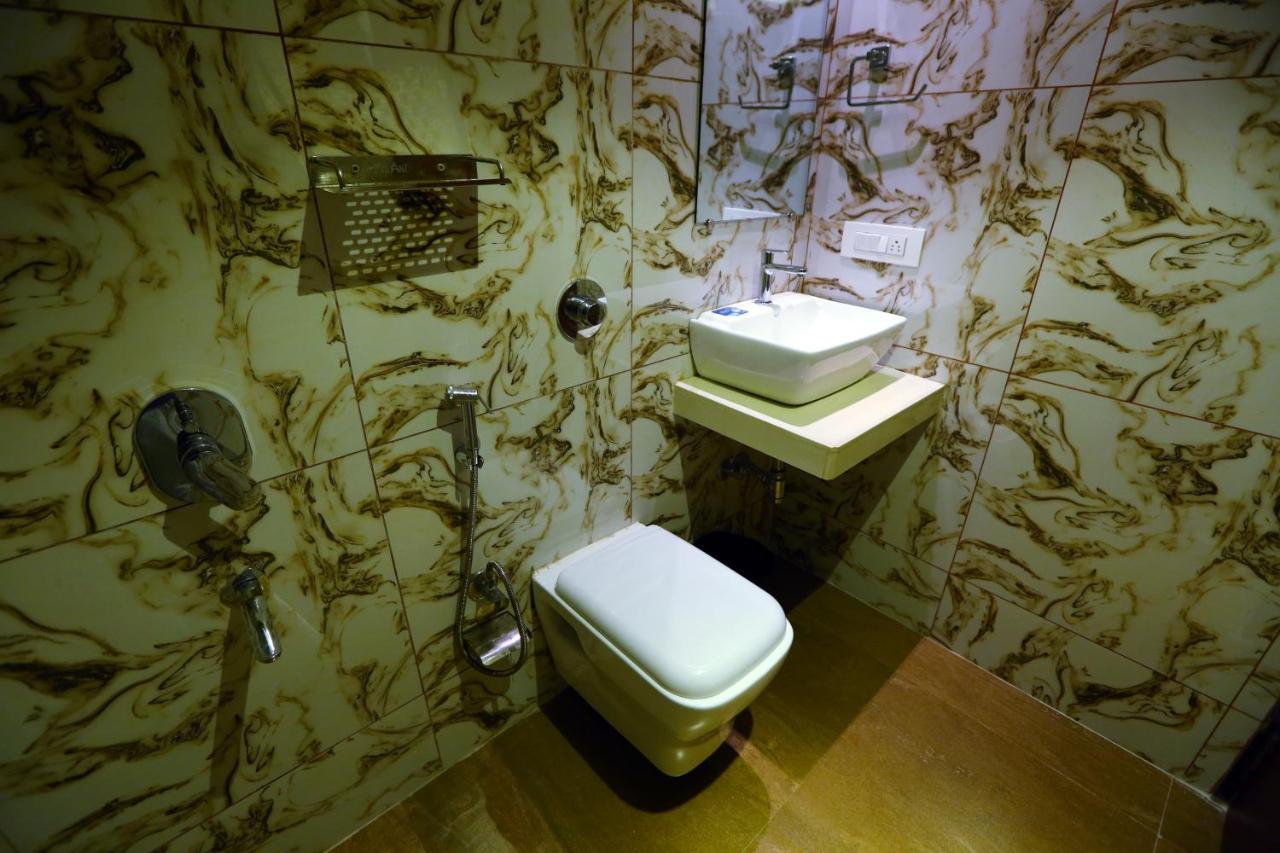 Hotel Hindustan Residency Thane Eksteriør bilde