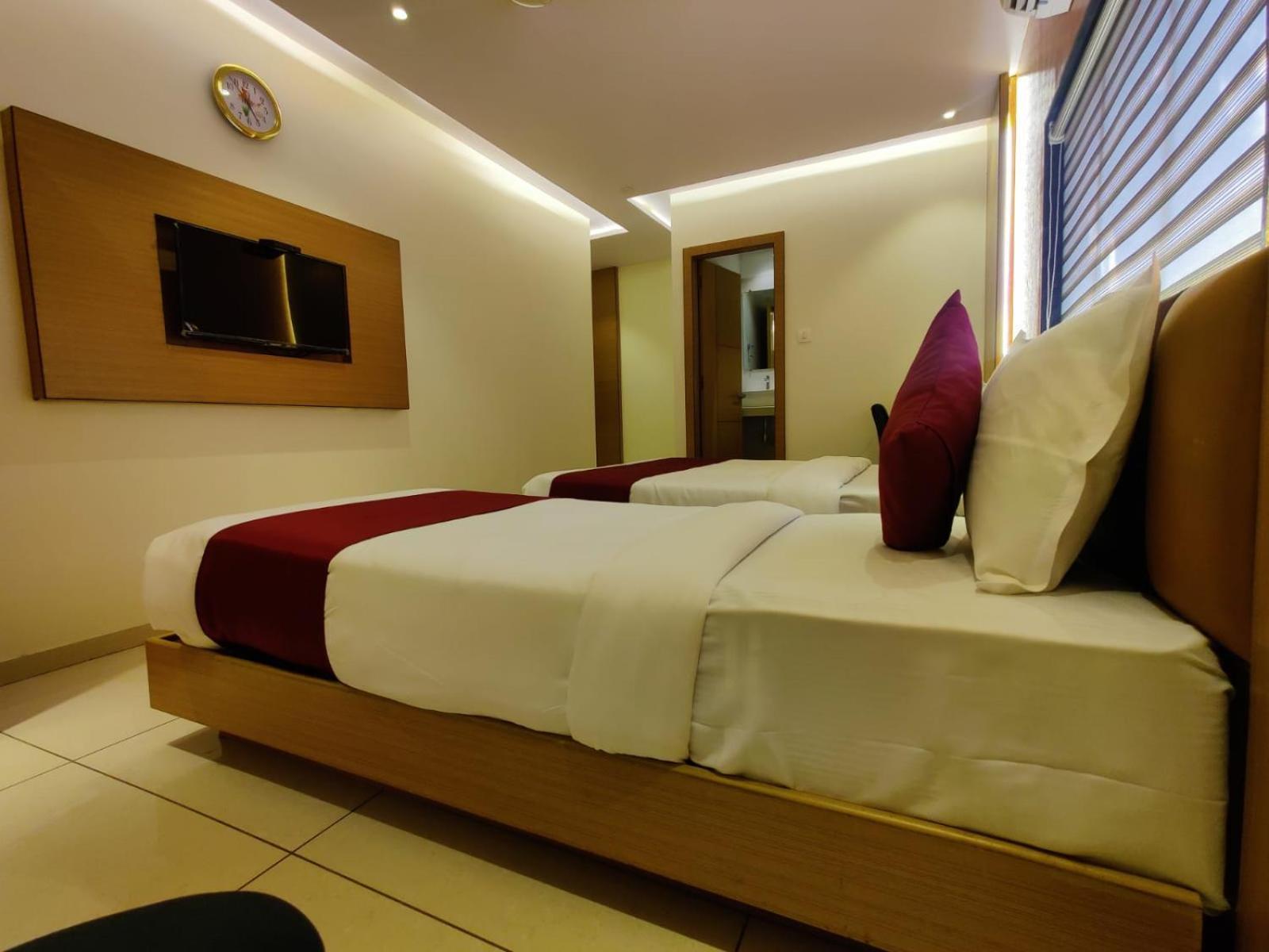 Hotel Hindustan Residency Thane Eksteriør bilde